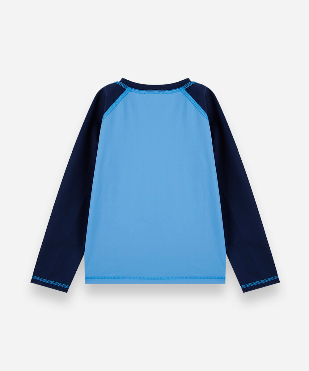 camiseta de praia infantil manga longa com recortes e proteção uv colorido
