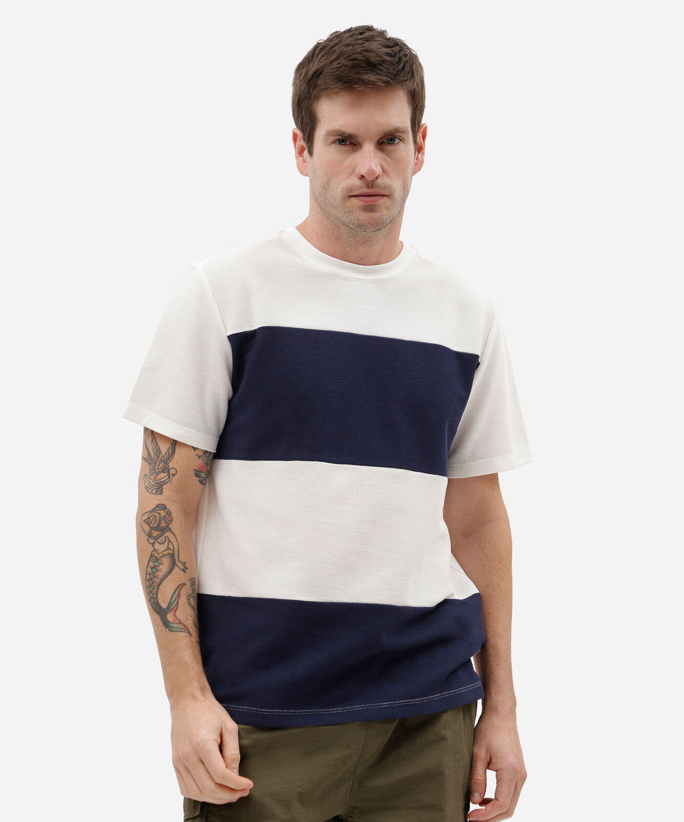 camiseta masculina com algodão e recortes manga curta texturizada off white