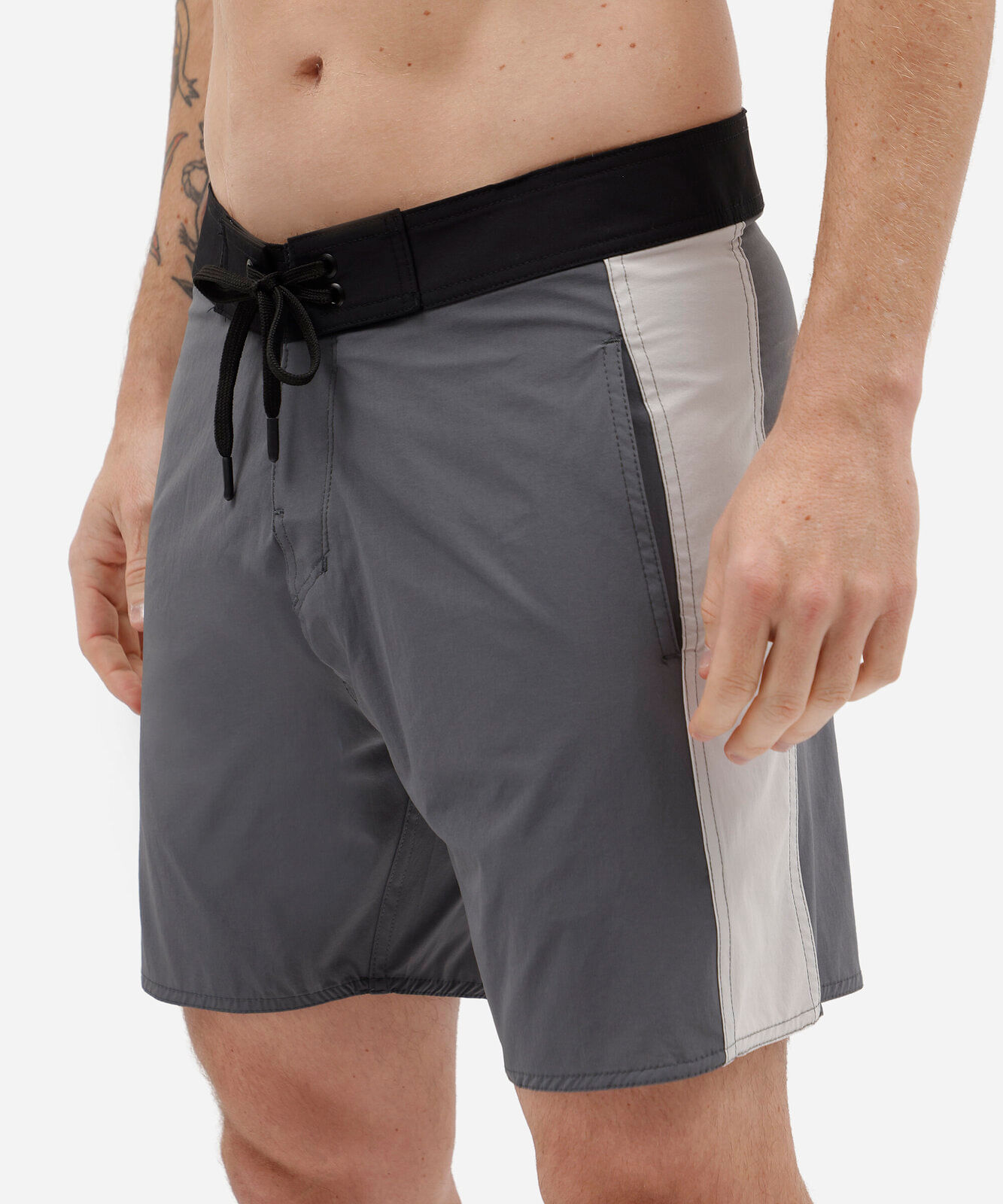 short boardshort masculino com recorte preto