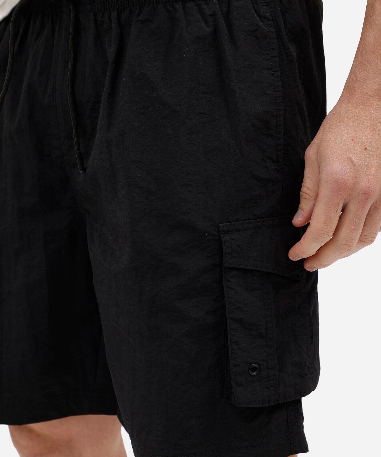 short cargo masculino de poliamida cós elástico preto