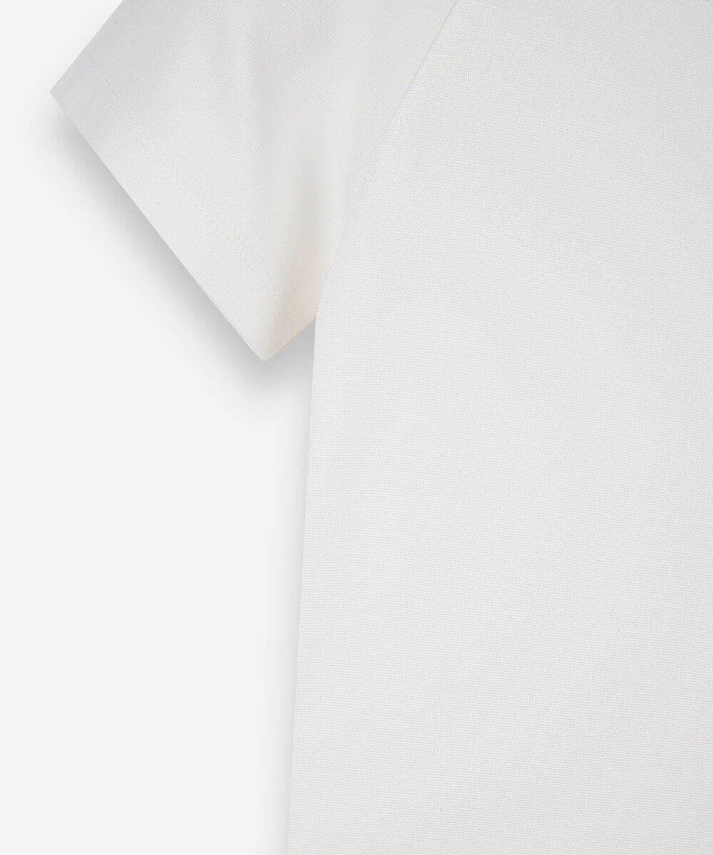 blusa cropped juvenil ombro a ombro de malha off white