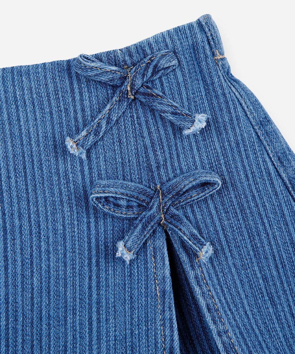 short saia infantil jeans cós elástico com laços listrado azul