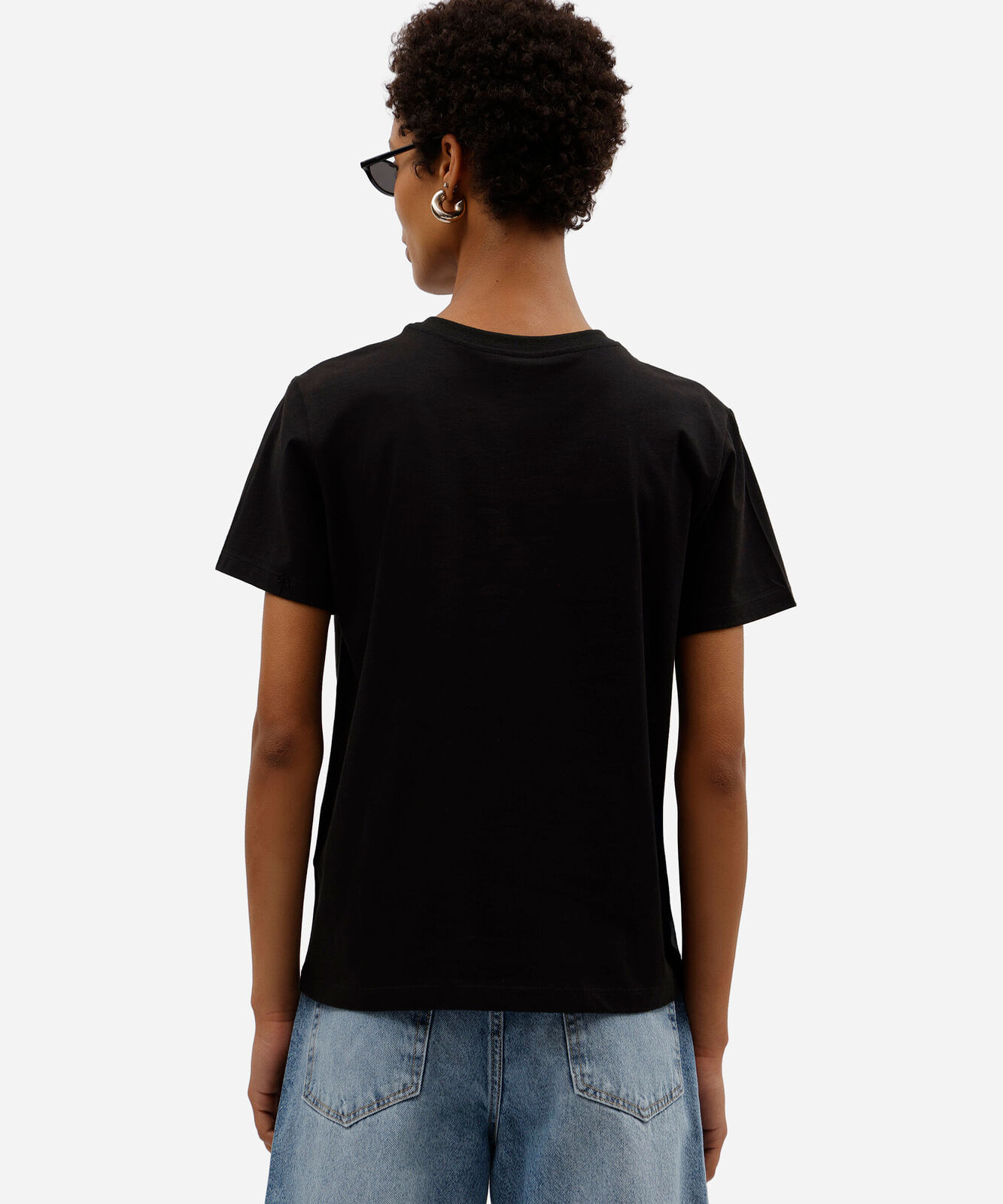 camiseta feminina de algodão manga curta estampada preta