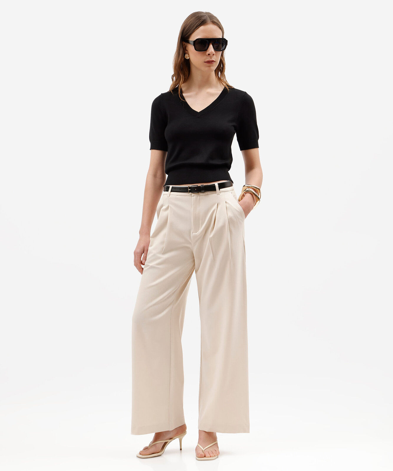 blusa cropped feminina de tricot decote v manga curta preta