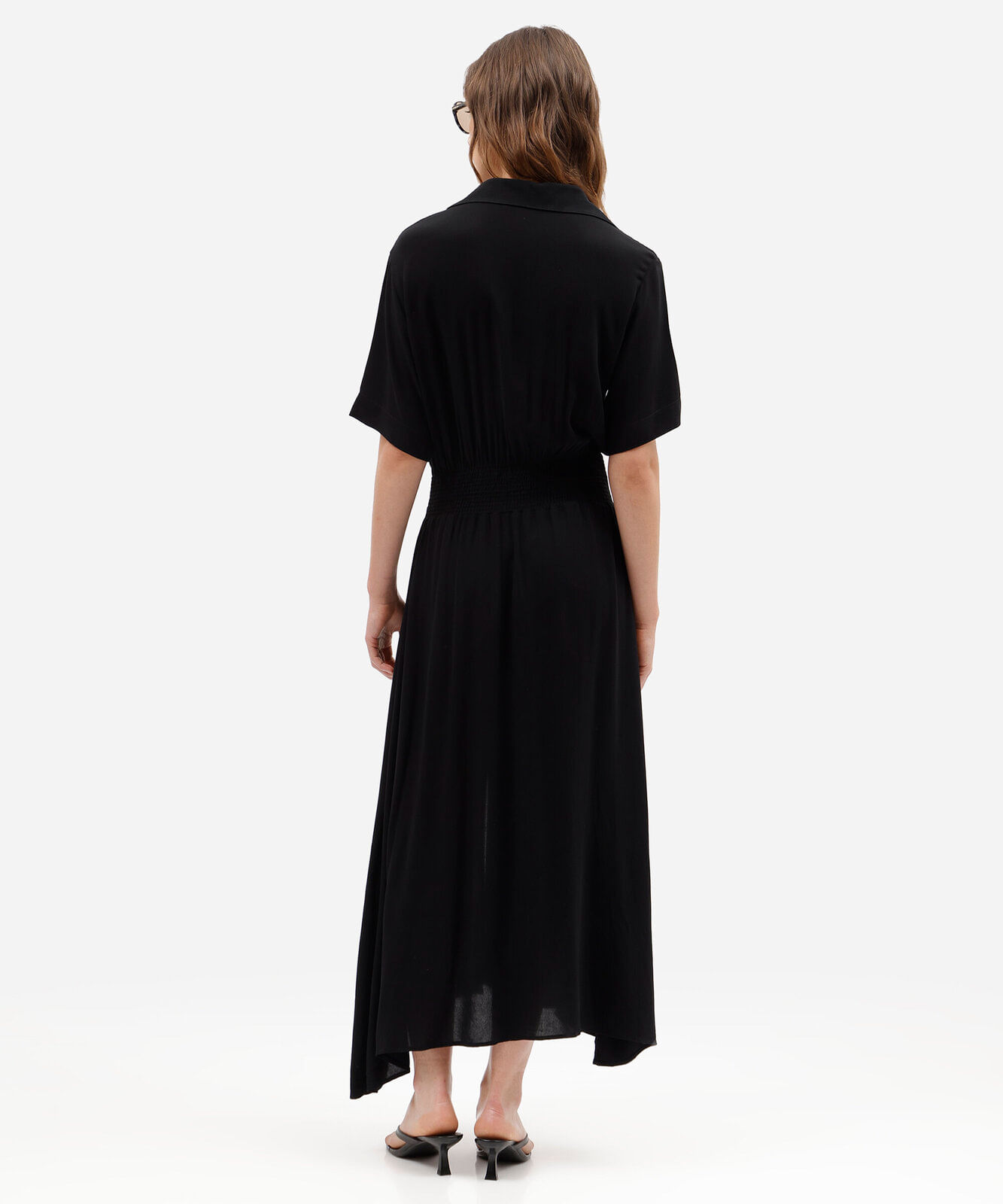 vestido midi chemise feminino de viscose manga curta com lastex preto