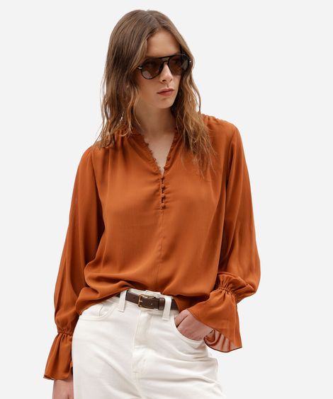 bata feminina com babado texturizada marrom