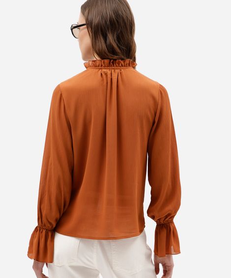 bata feminina com babado texturizada marrom