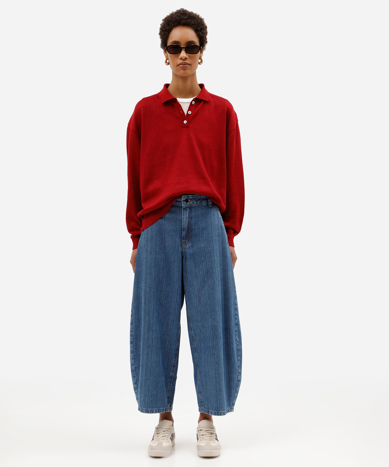 suéter feminino de tricot com gola vermelho