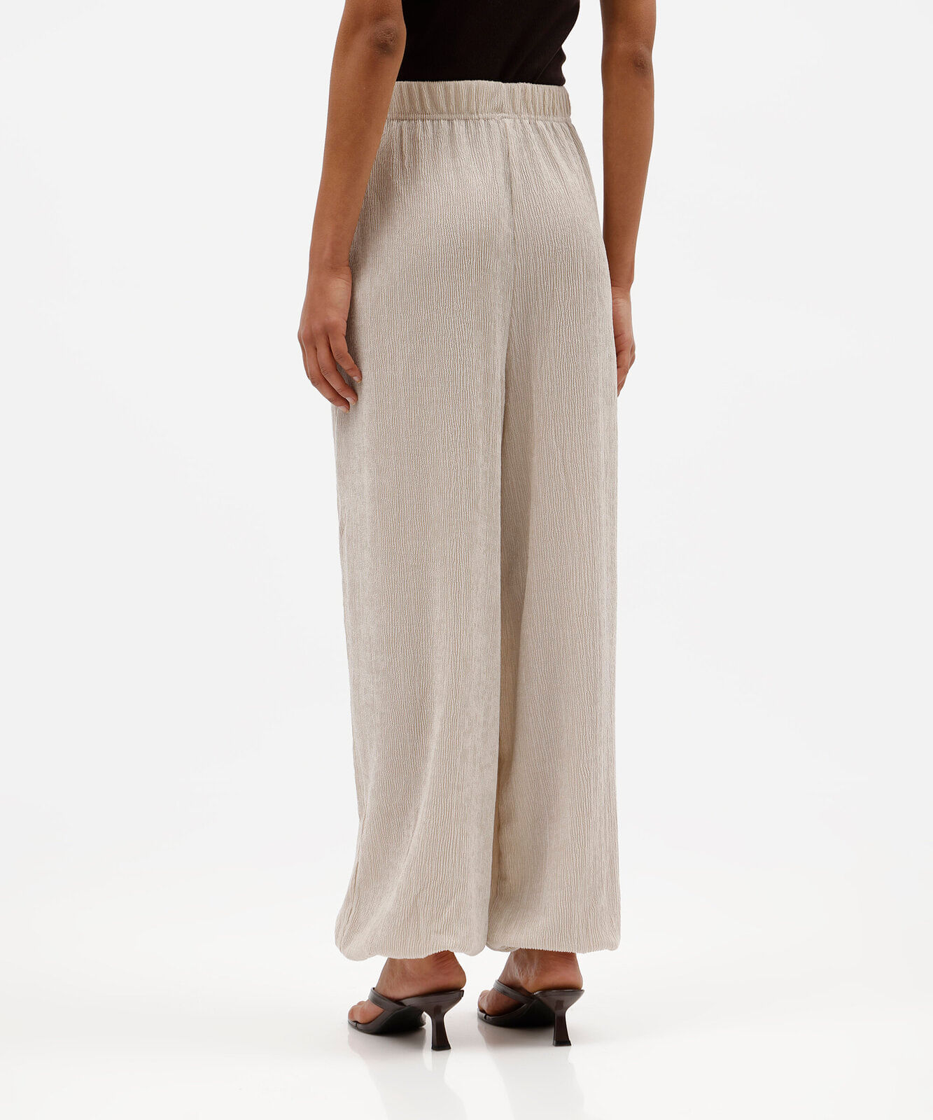 calça balloon feminina cós elástico texturizada cinza