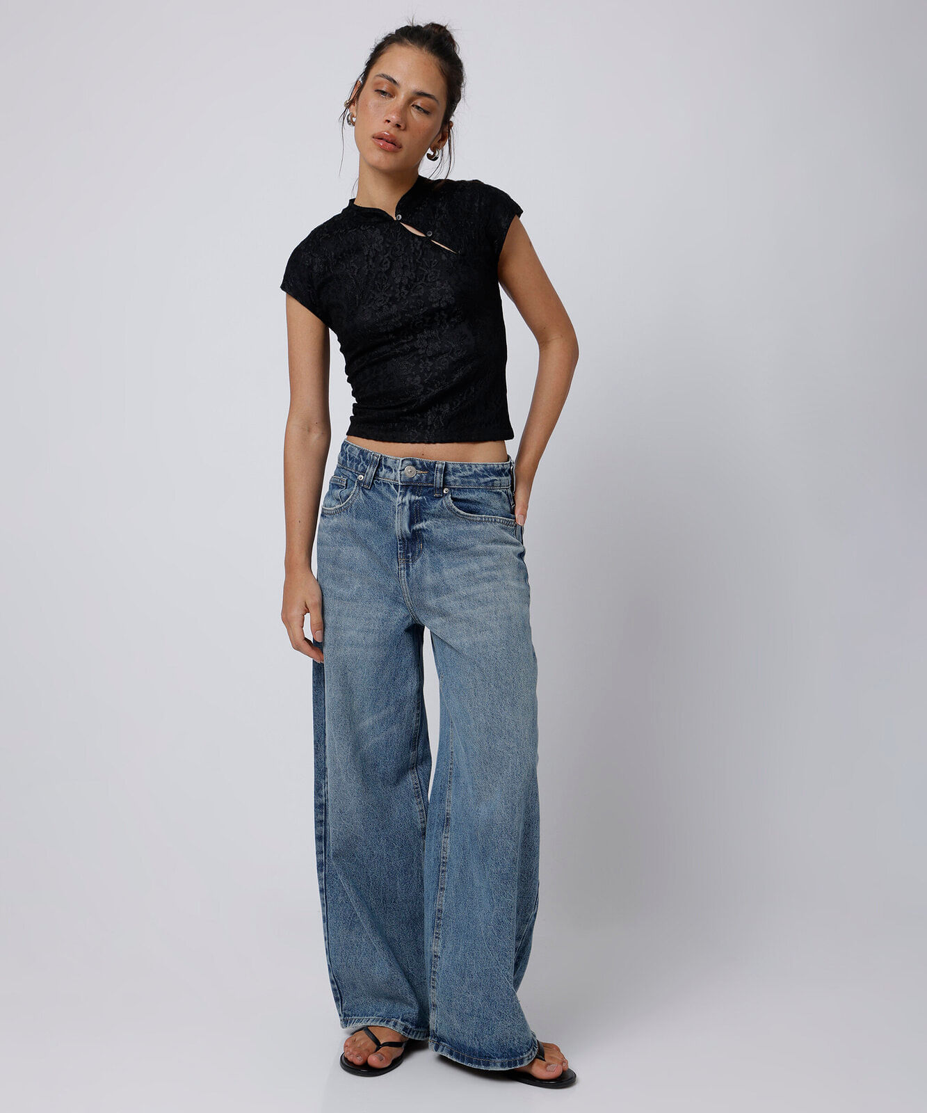 blusa feminina de renda manga curta gola mandarim mindset preta