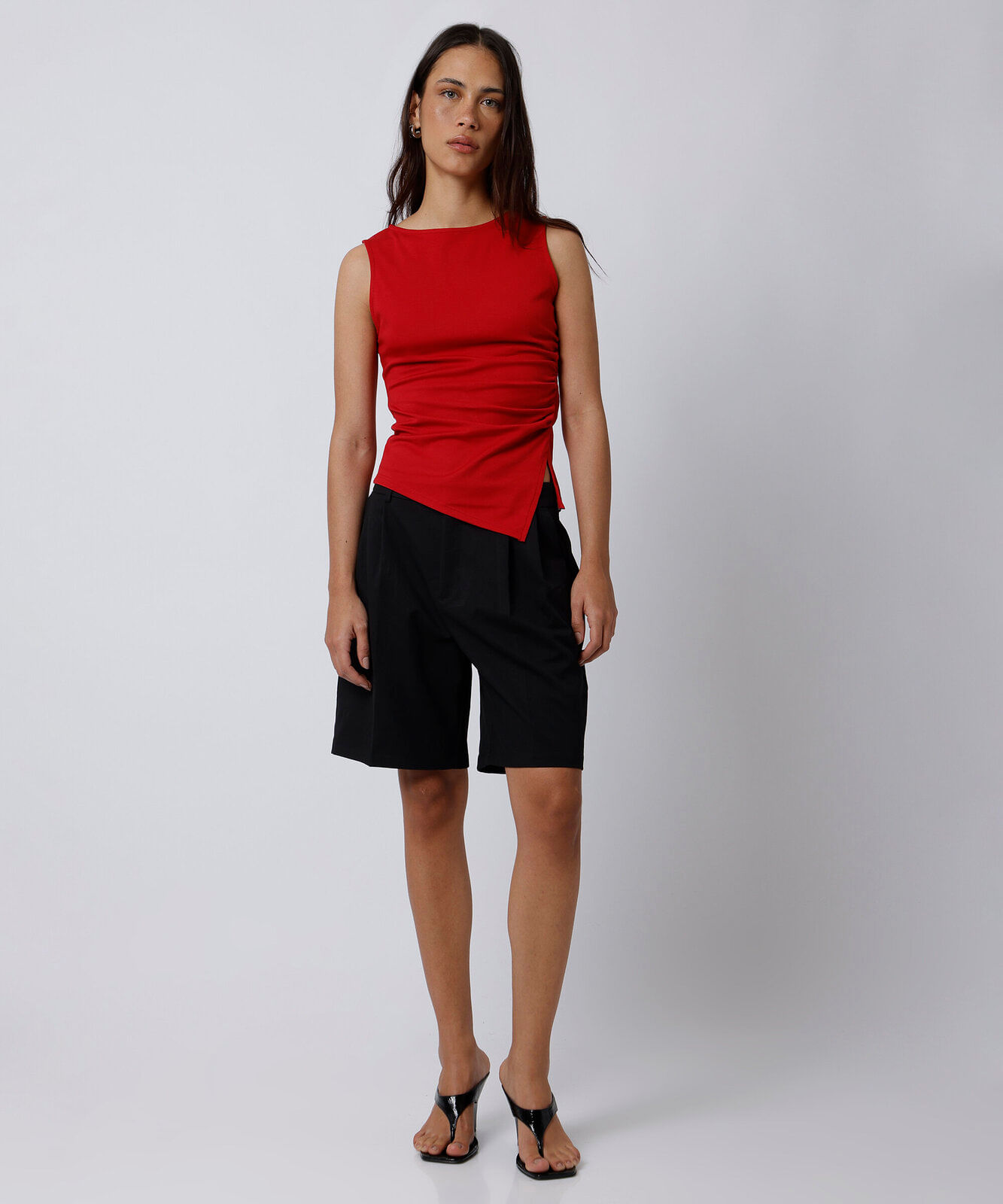 blusa feminina com viscose e fenda franzida mindset vermelha