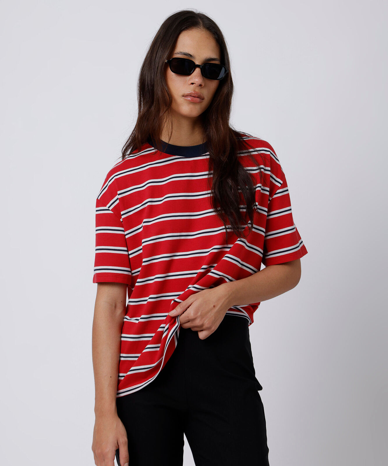 camiseta oversized feminina com algodão manga curta listrada mindset vermelha