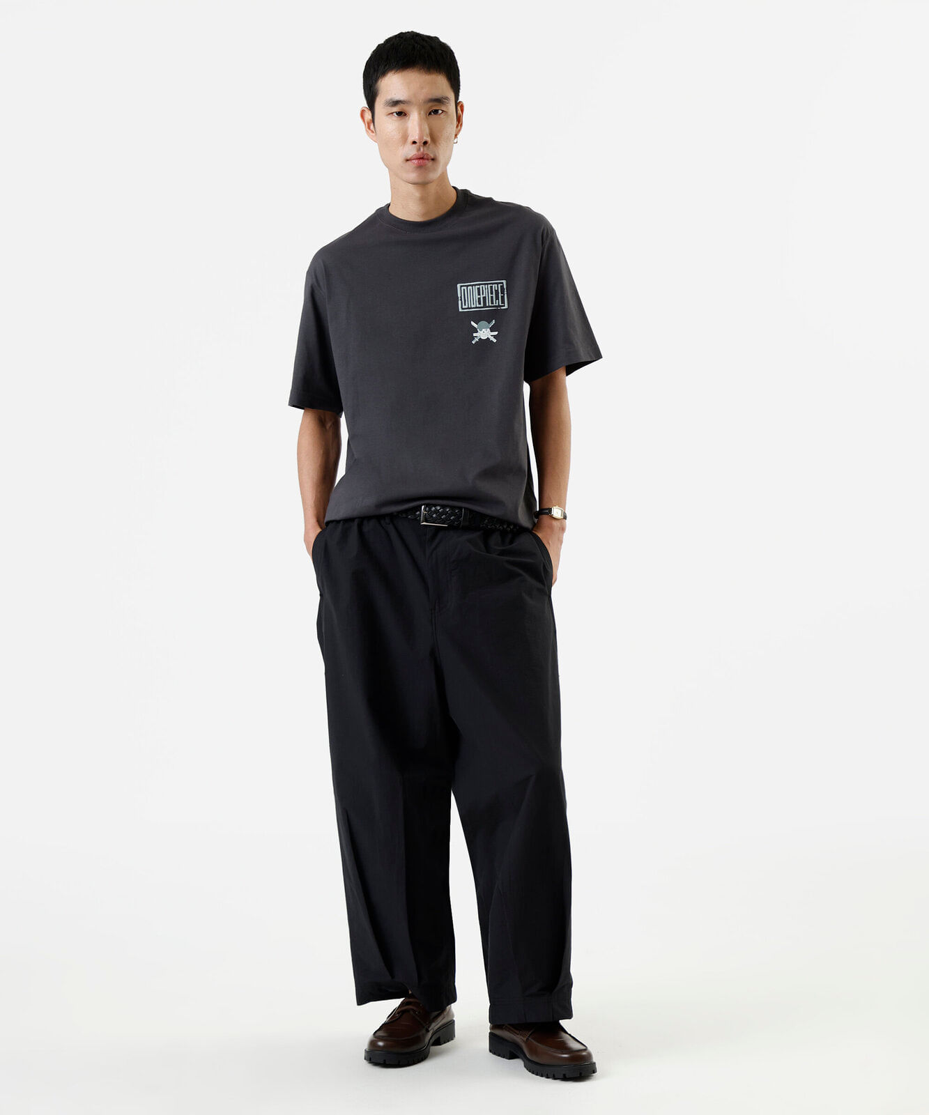 camiseta masculina de algodão one piece cinza