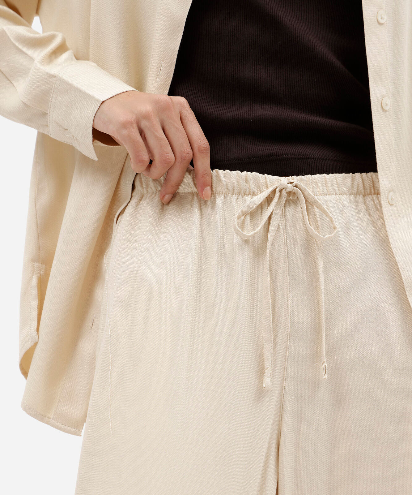 calça pantalona de viscose feminina bege