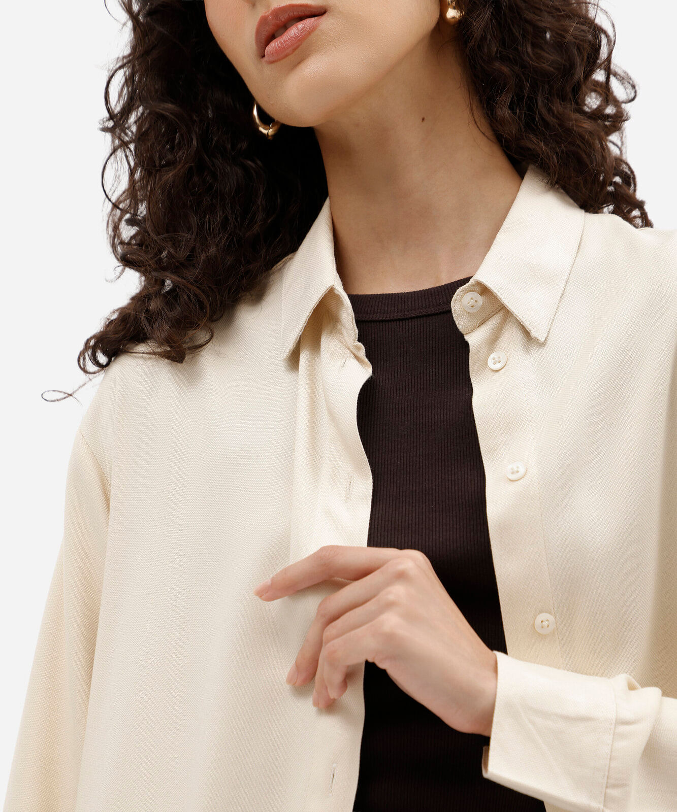 camisa oversized feminina de viscose manga longa bege