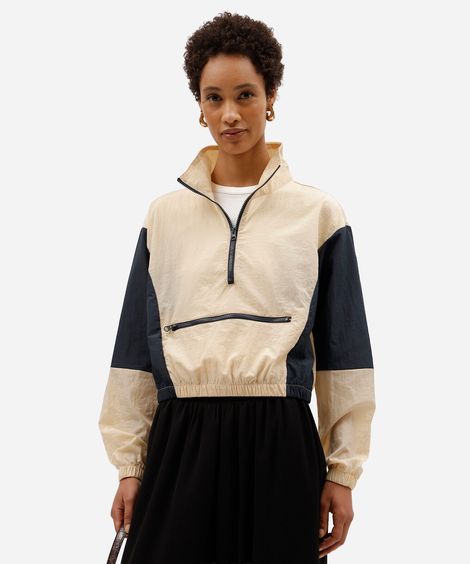 jaqueta anorak feminina de poliamida gola funnel neck com recortes bege