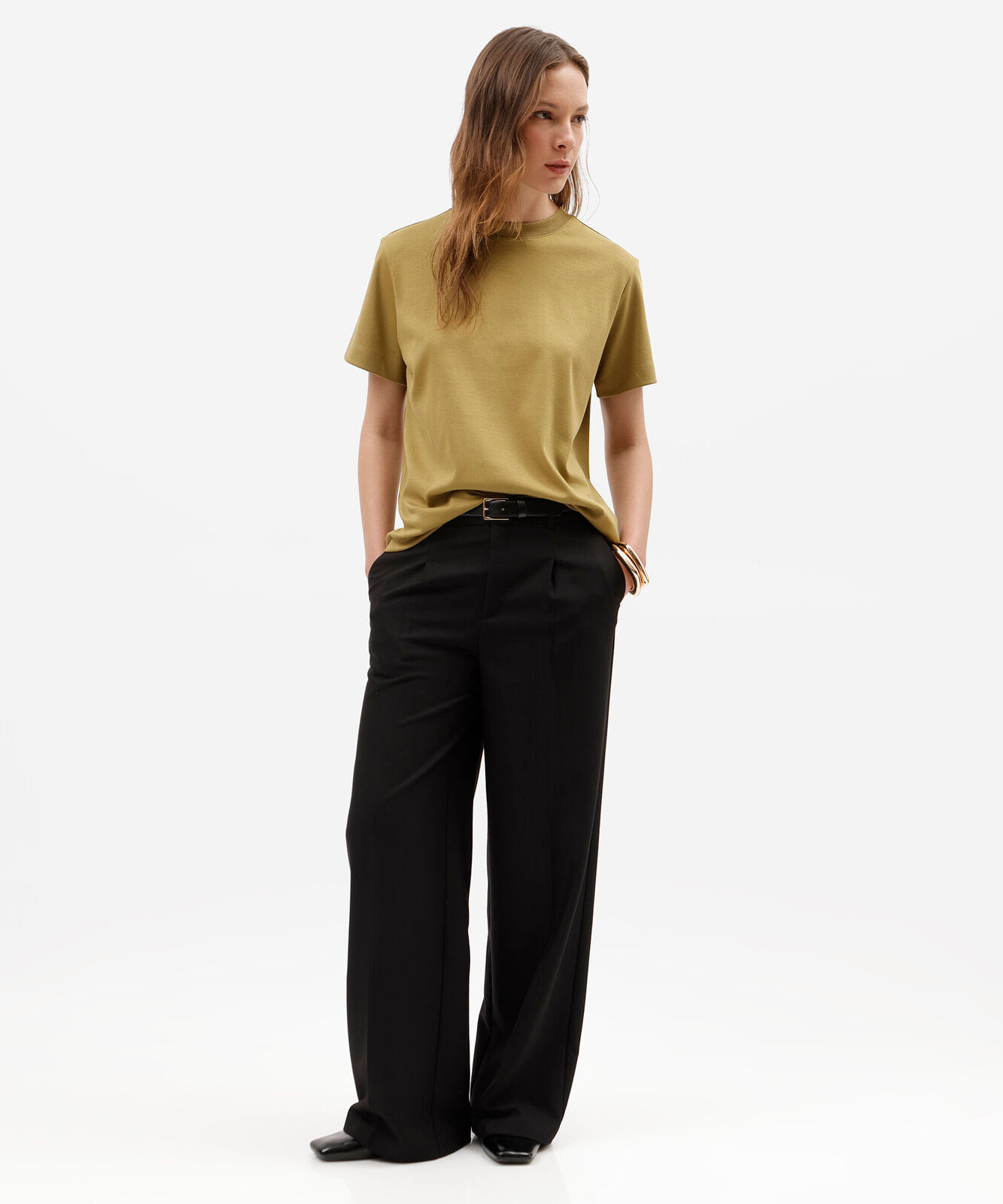 camiseta básica feminina de algodão peruano verde