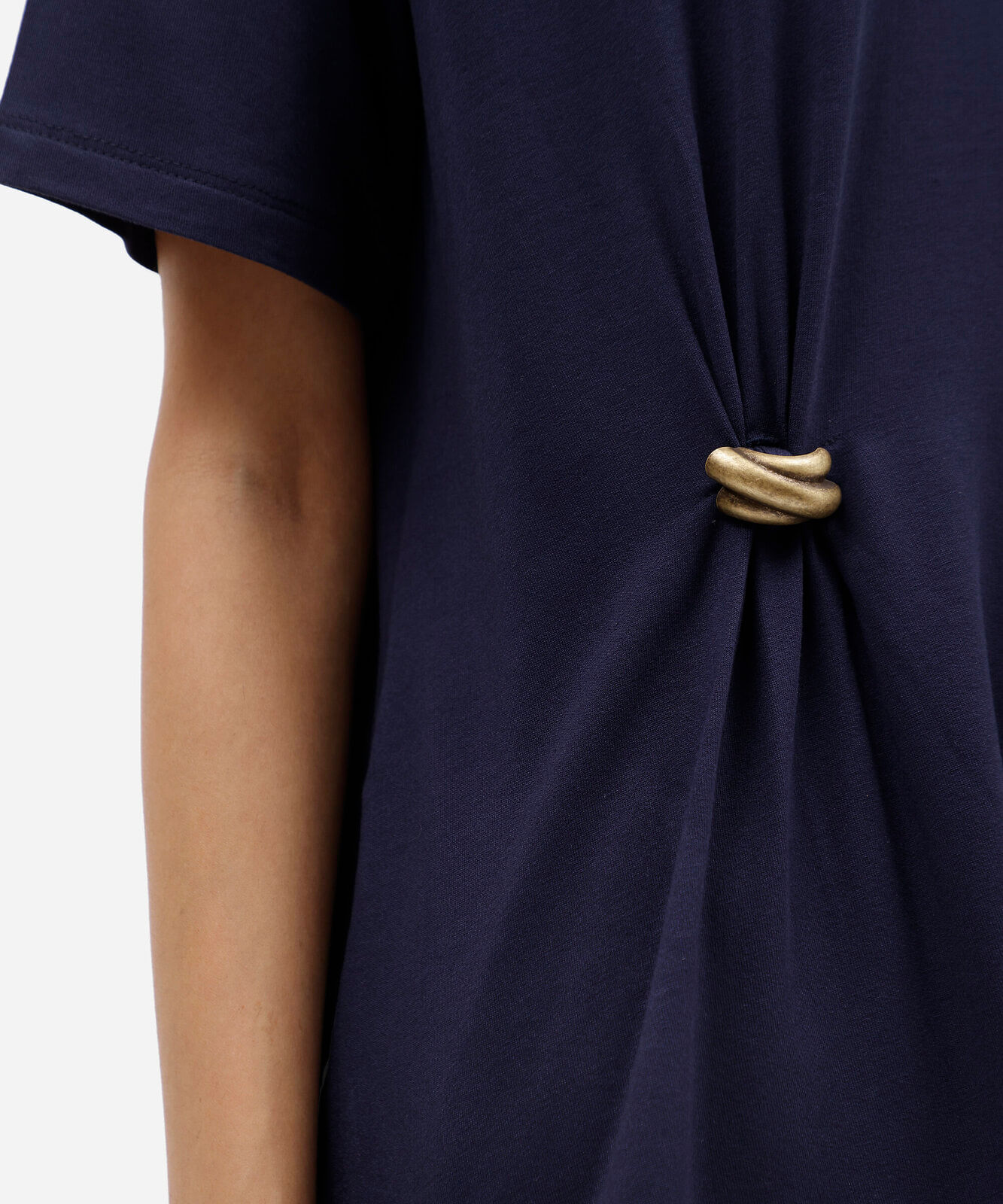 blusa oversized feminina de viscose manga curta com fivela azul