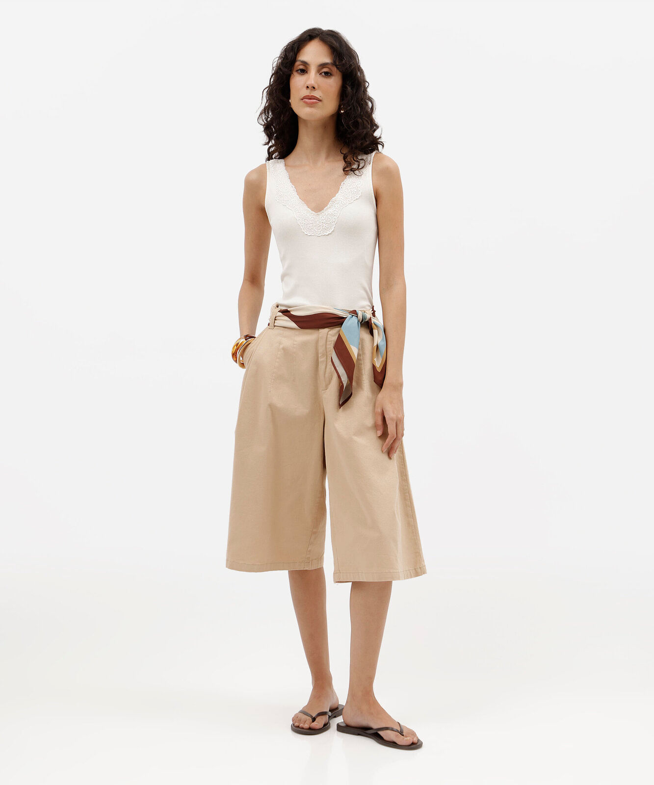 regata feminina de algodão devote v com renda off white