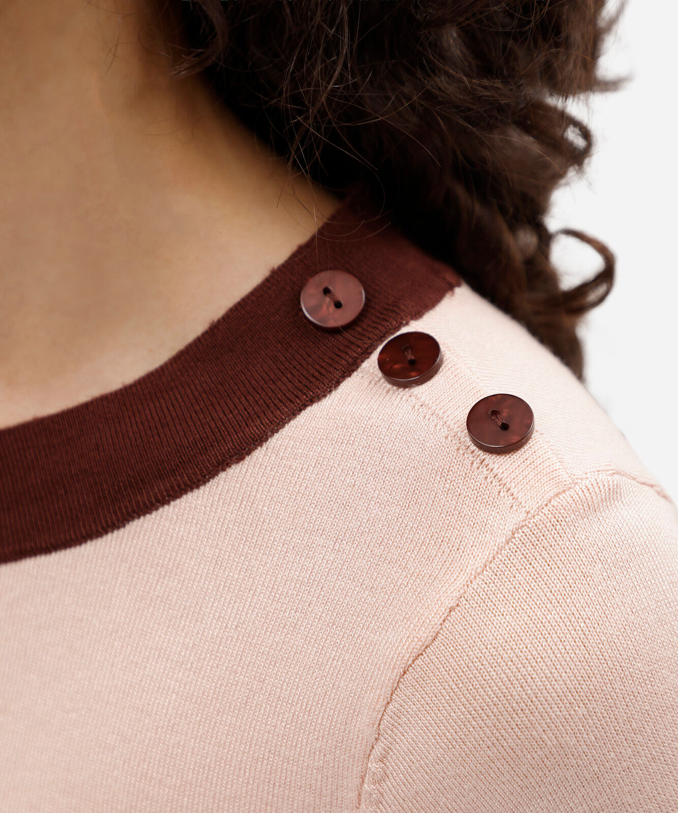 blusa feminina de tricot manga curta com botões rosa