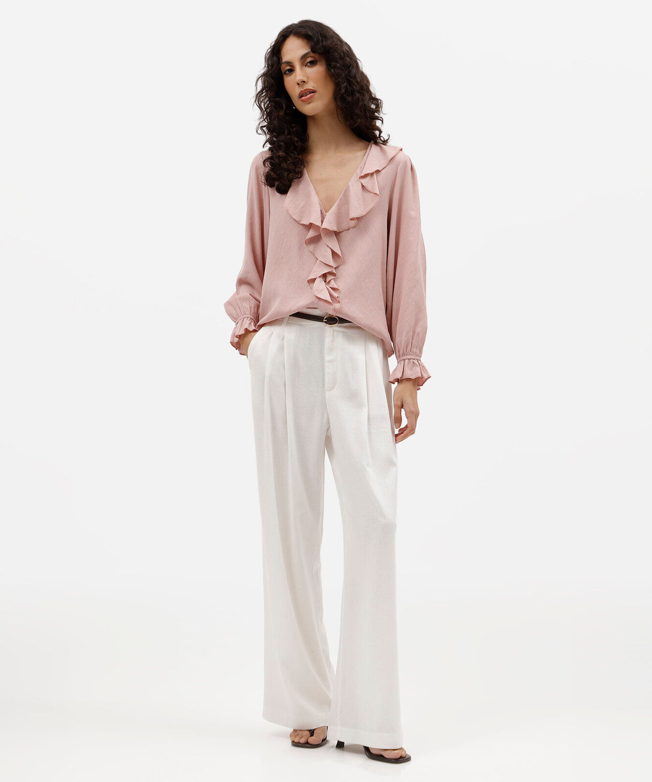 bata feminina com viscose e babados manga longa rosa
