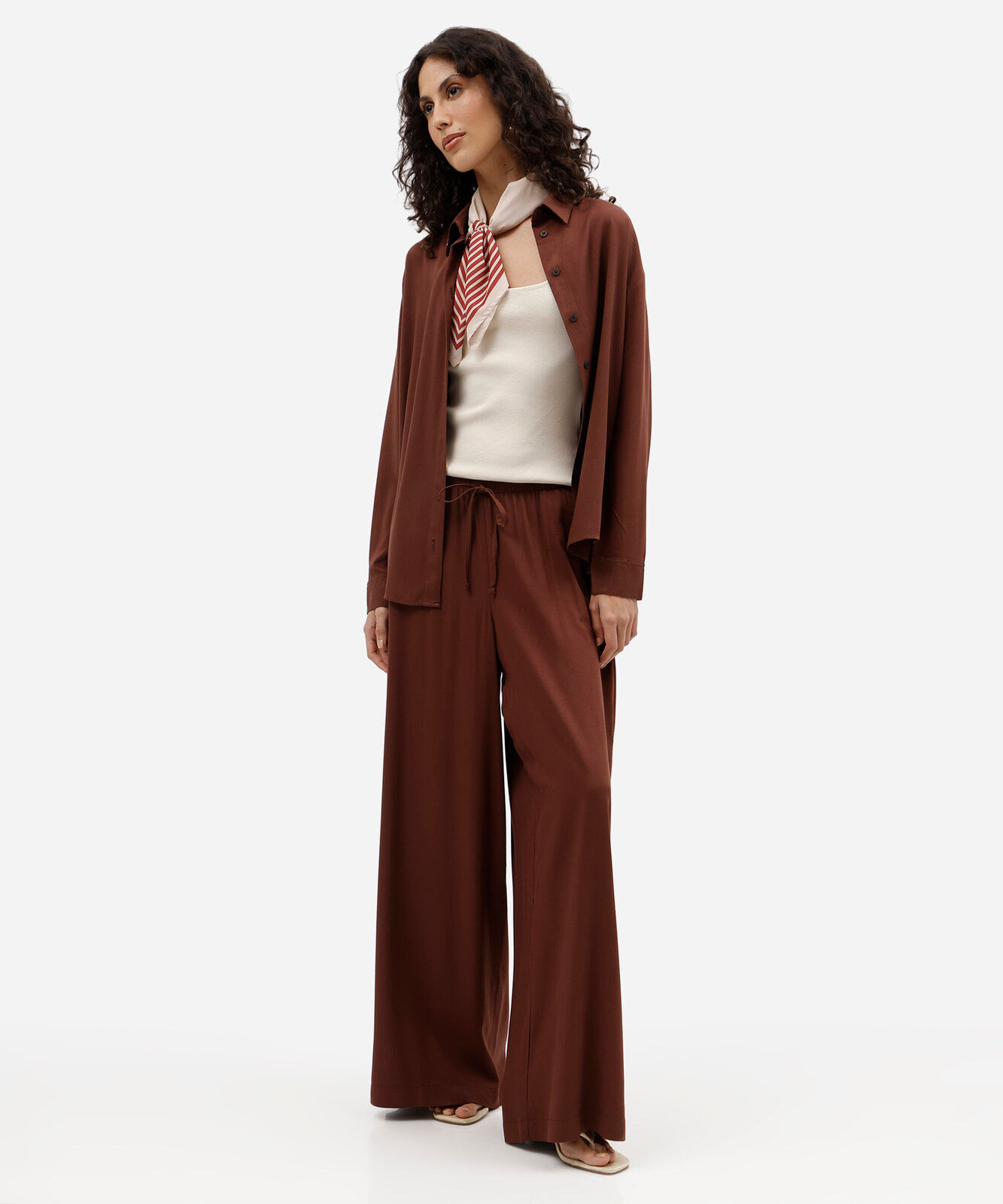 camisa oversized feminina de viscose manga longa marrom