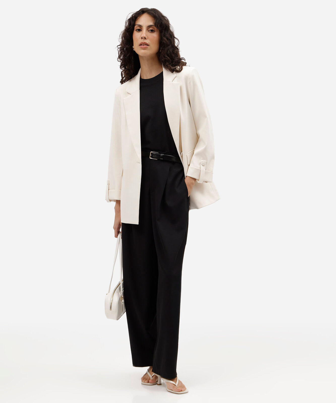blazer de alfaiataria feminino com martingale off white