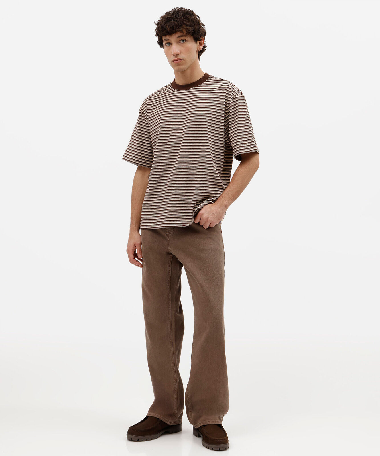 camiseta masculina de algodão manga curta listrada marrom
