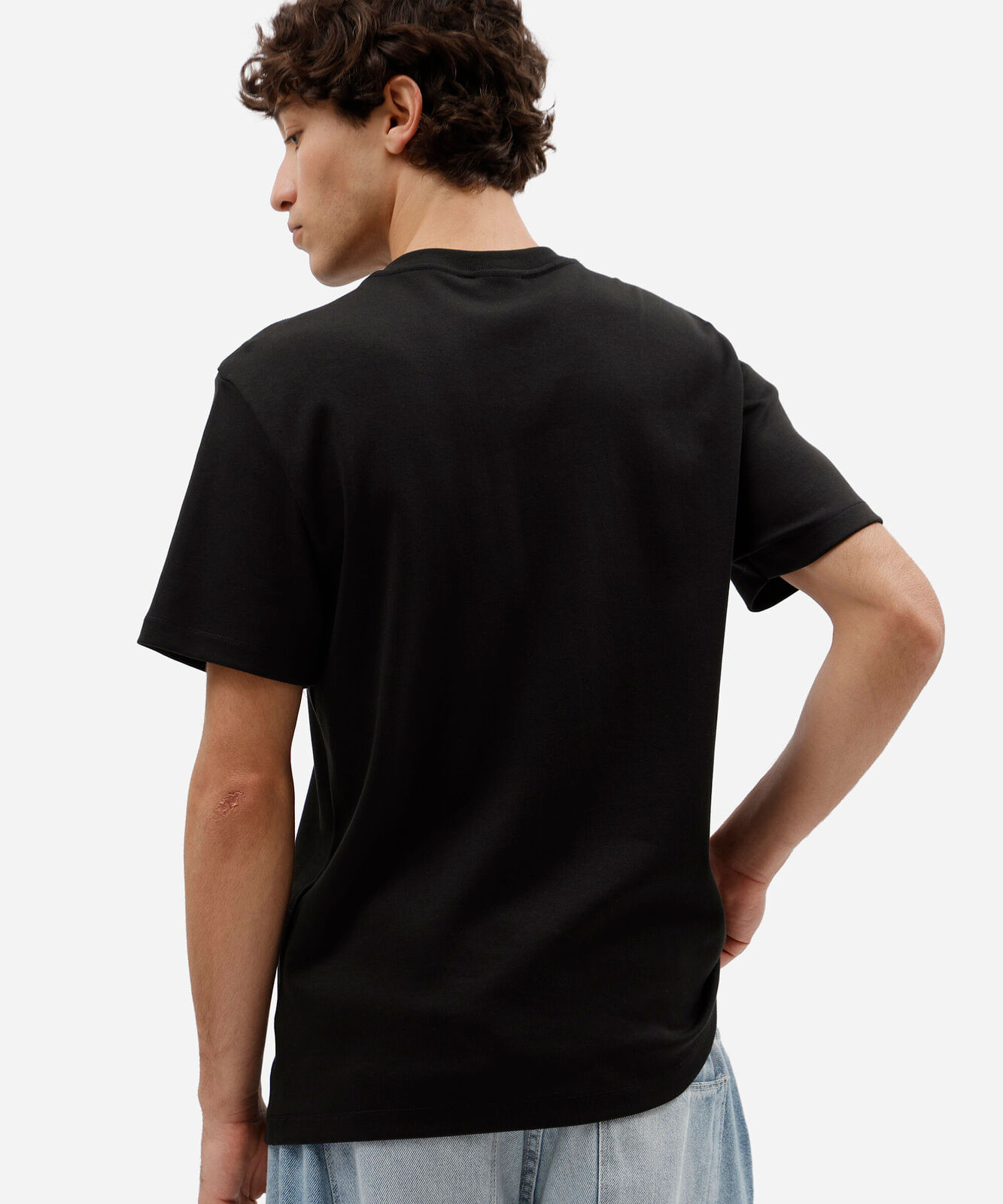 camiseta slim fit masculina de algodão peruano manga curta preta