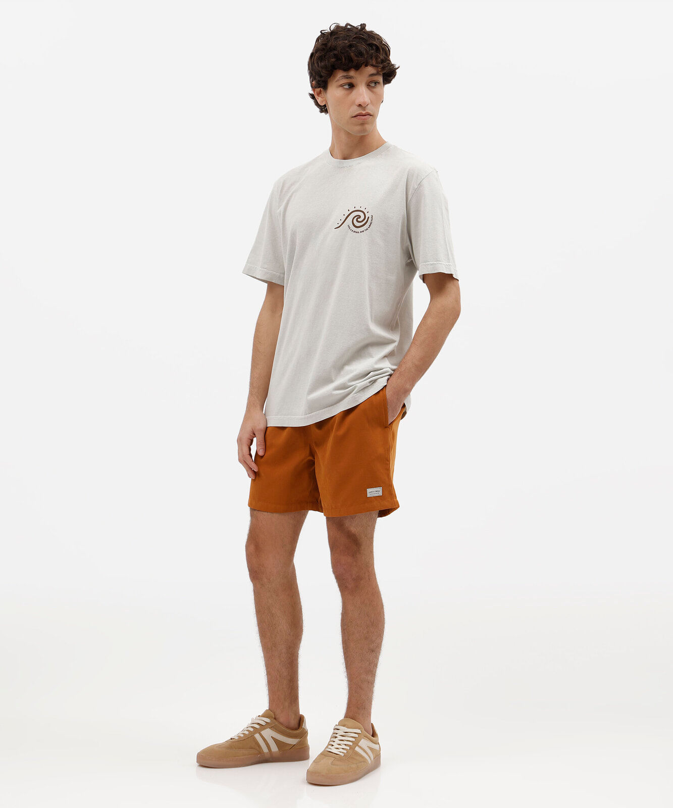 camiseta masculina de algodão manga curta estampada bege