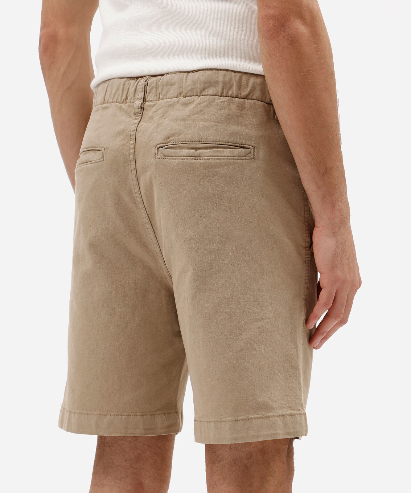 bermuda chino masculina de alfaiataria bege
