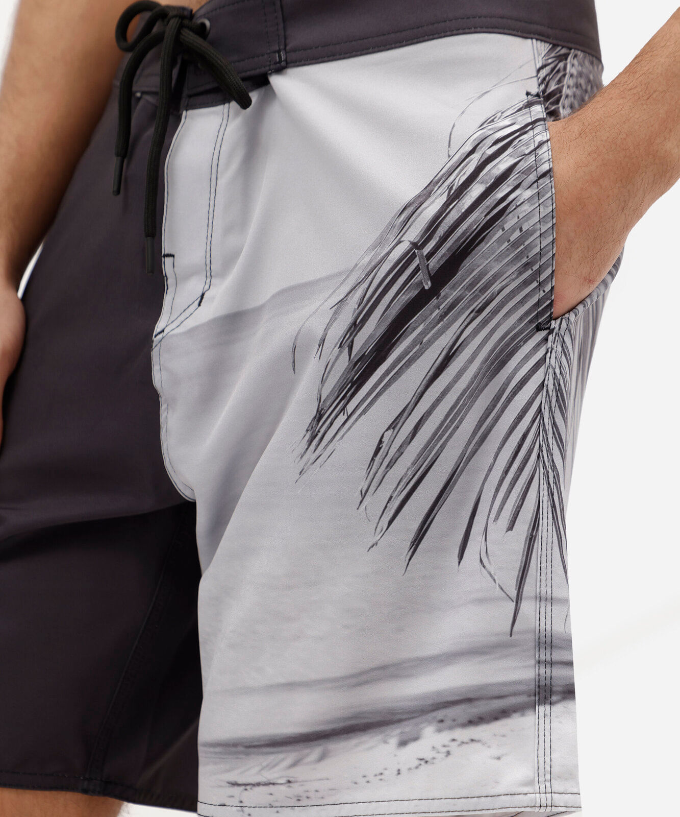 short boardshort masculino folhagens preto