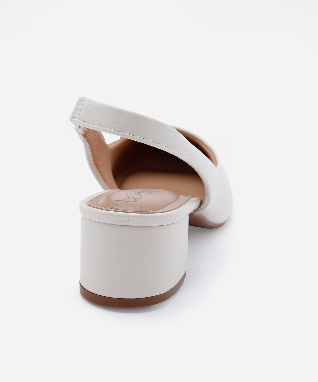 scarpin slingback bico fino salto grosso beira rio  off white