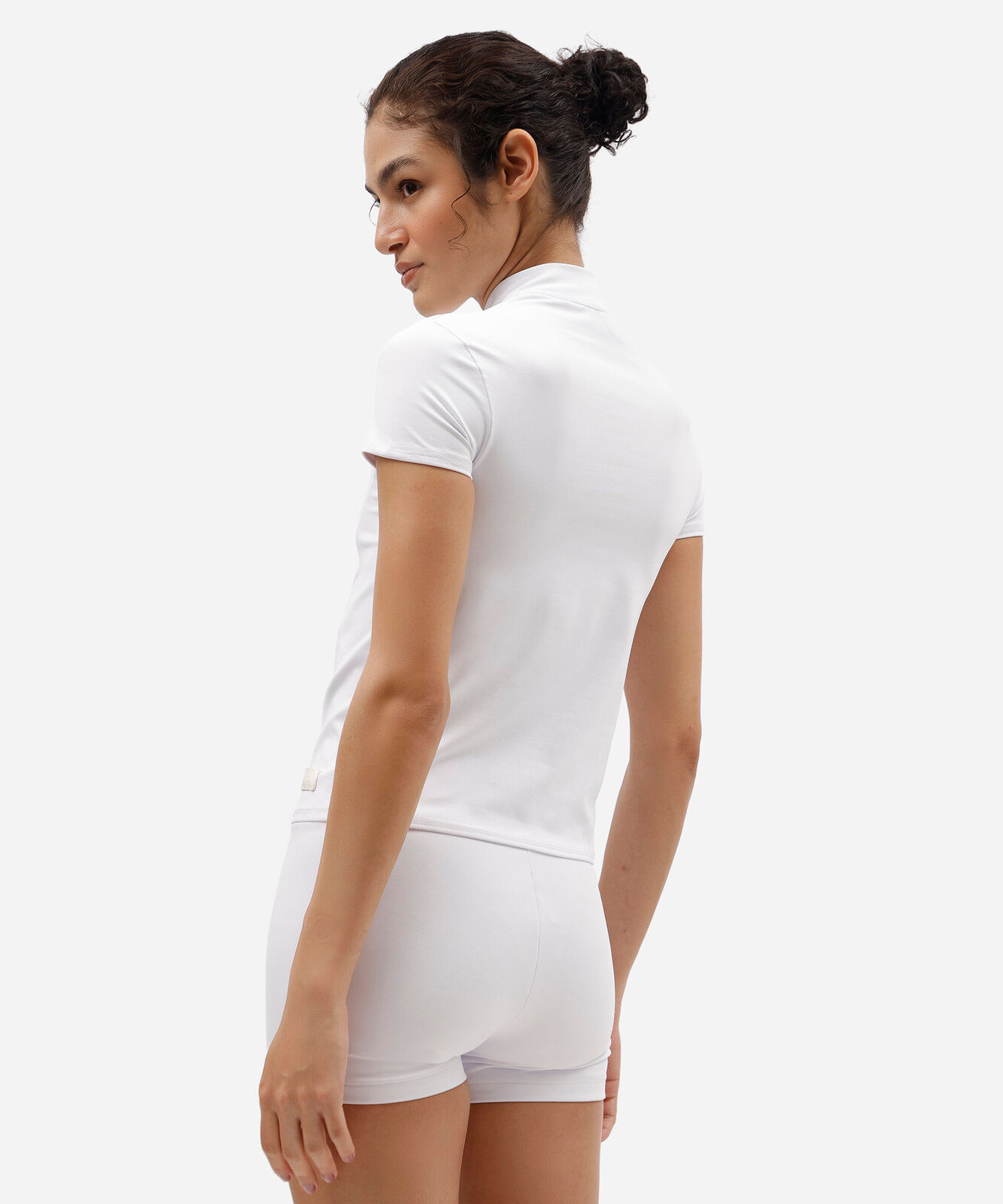 blusa esportiva feminina de poliamida gola alta manga curta branca