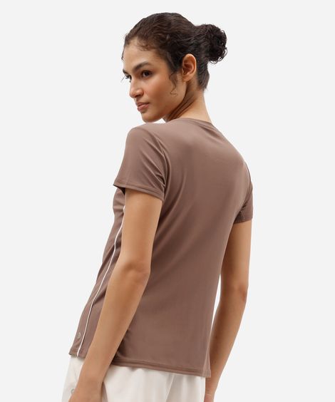blusa feminina com recorte esportiva bege