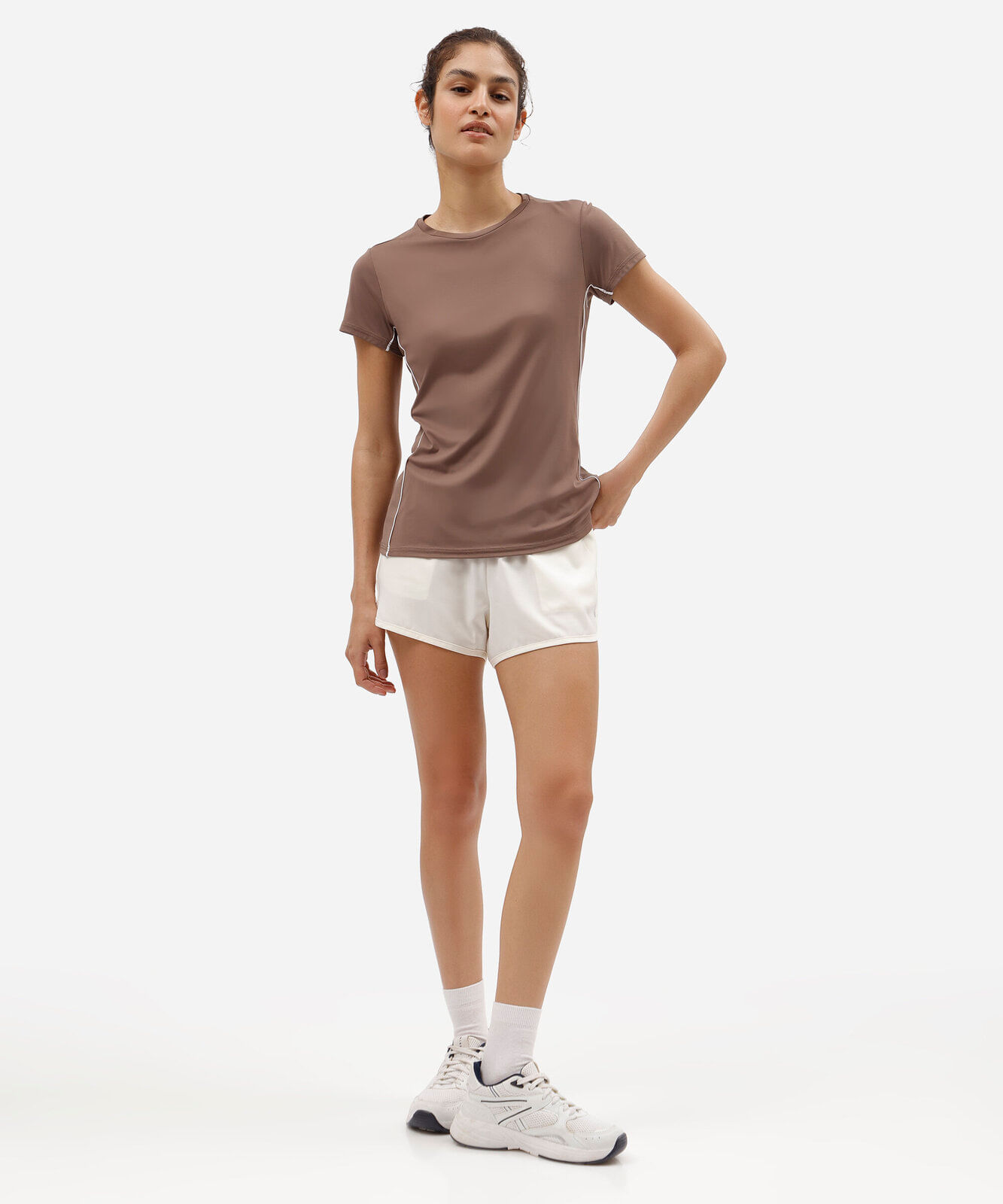 blusa feminina com recorte esportiva bege