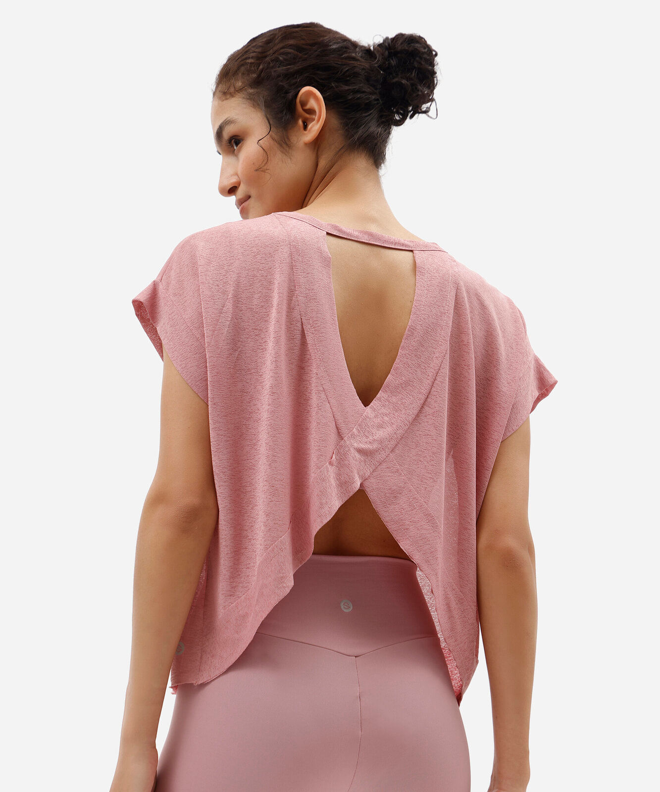 blusa feminina esportiva com recorte rosa