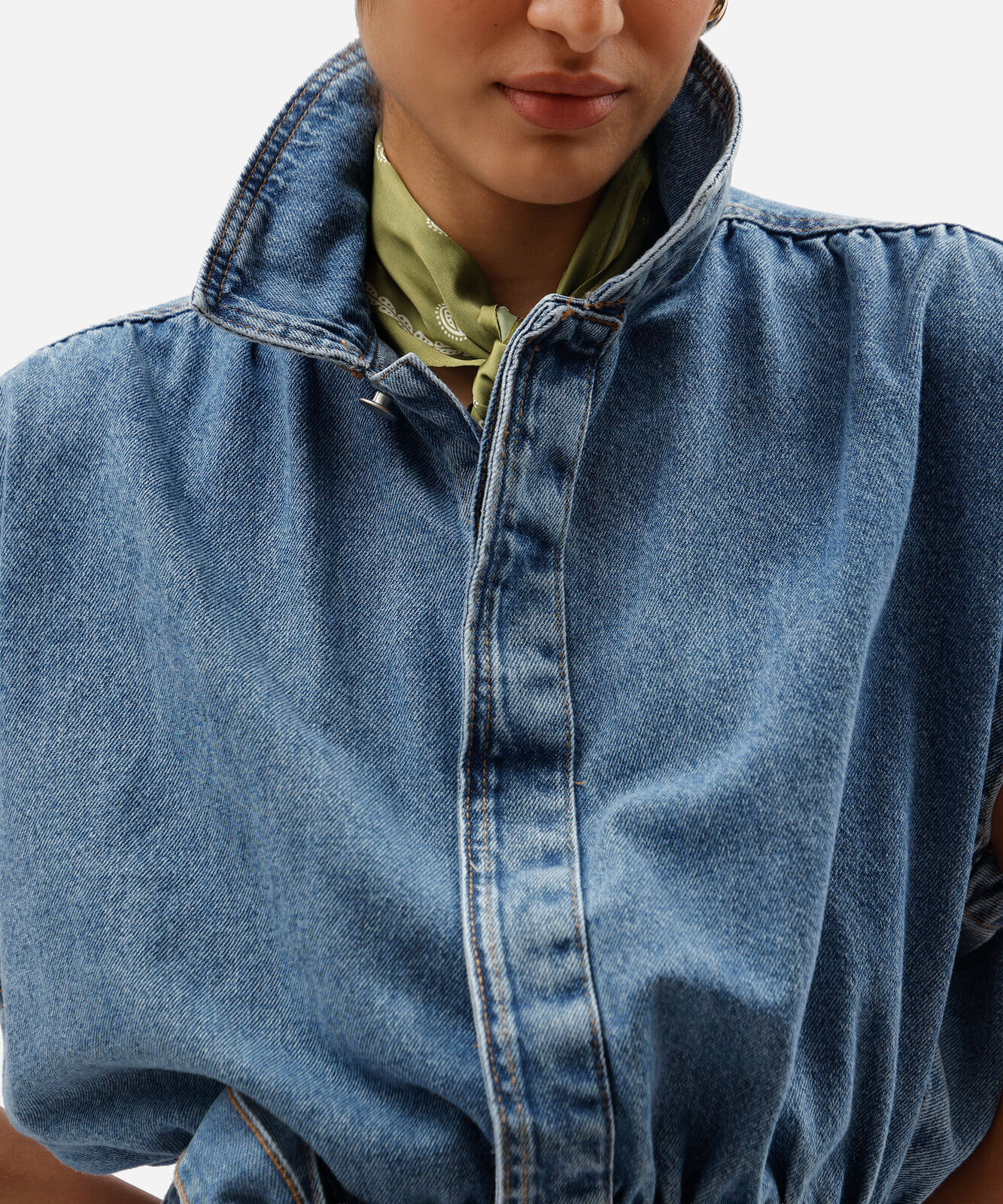 macaquinho feminino jeans com faixa azul