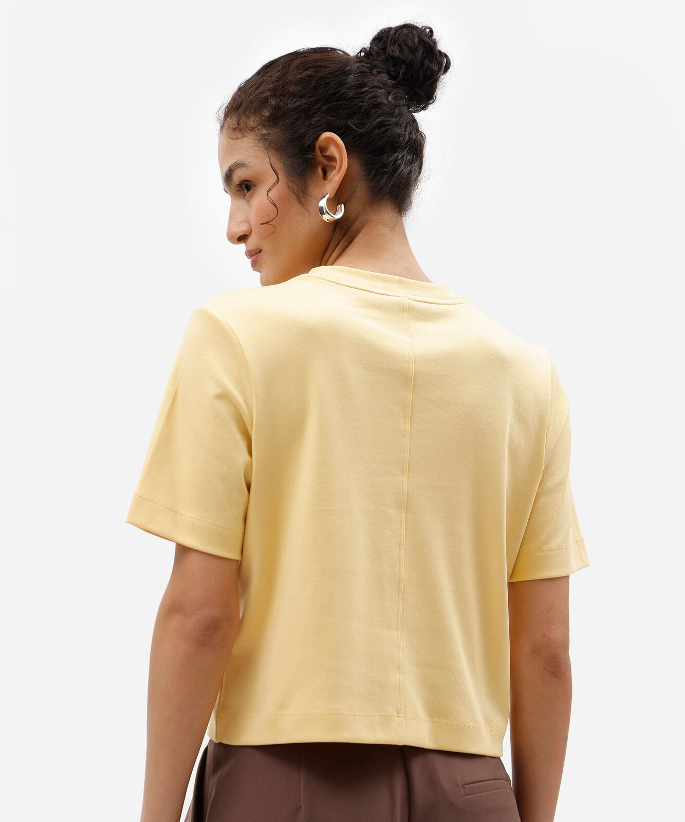 camiseta básica feminina de algodão peruano amarela