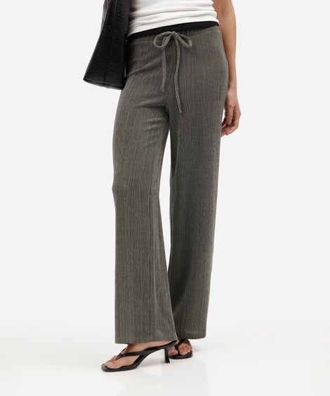 calça reta básica feminina texturizada verde