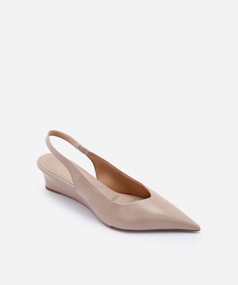 scarpin slingback anabela baixo bege