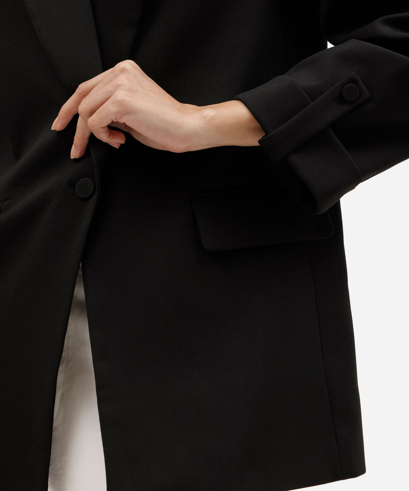 blazer de alfaiataria feminino com martingale preto