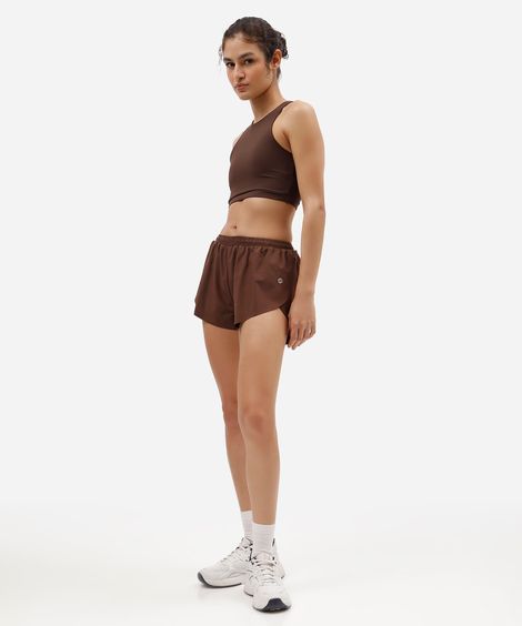 short feminino esportivo com recortes marrom