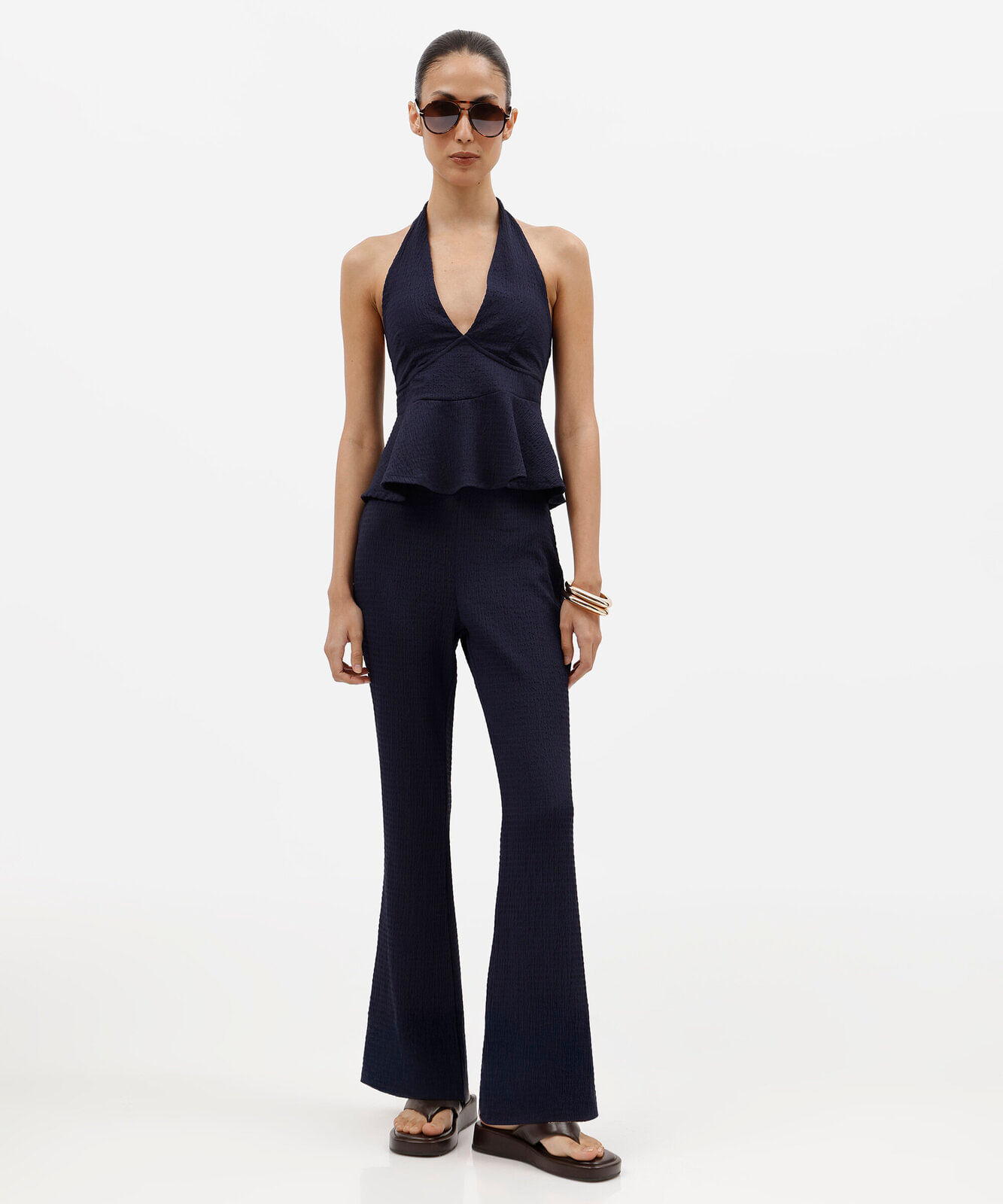 calça flare feminina cós elástico  texturizada azul