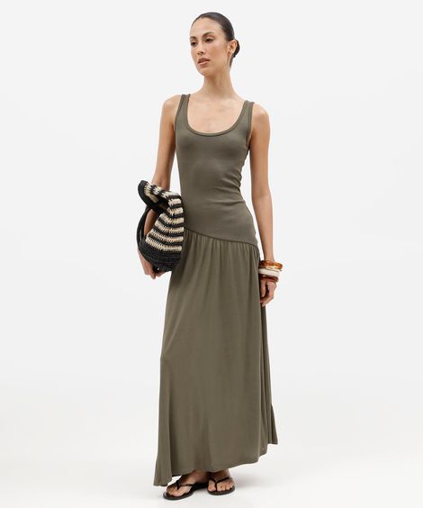 vestido longo feminino em viscose com recorte assimétrico verde