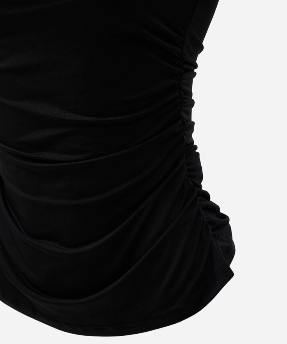 blusa feminina gola alta franzida preta