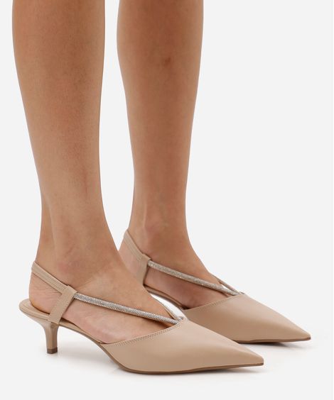 scarpin slingback bico fino feminino salto baixo bege