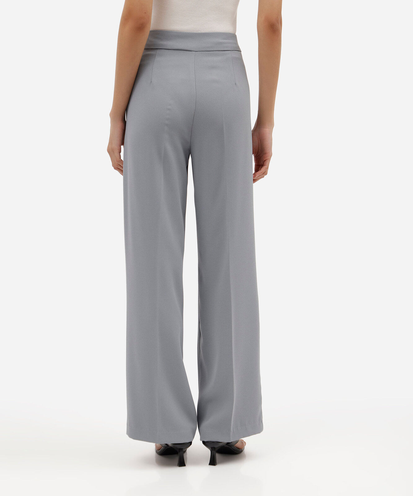 calça wide leg feminina de alfaiaria cinza