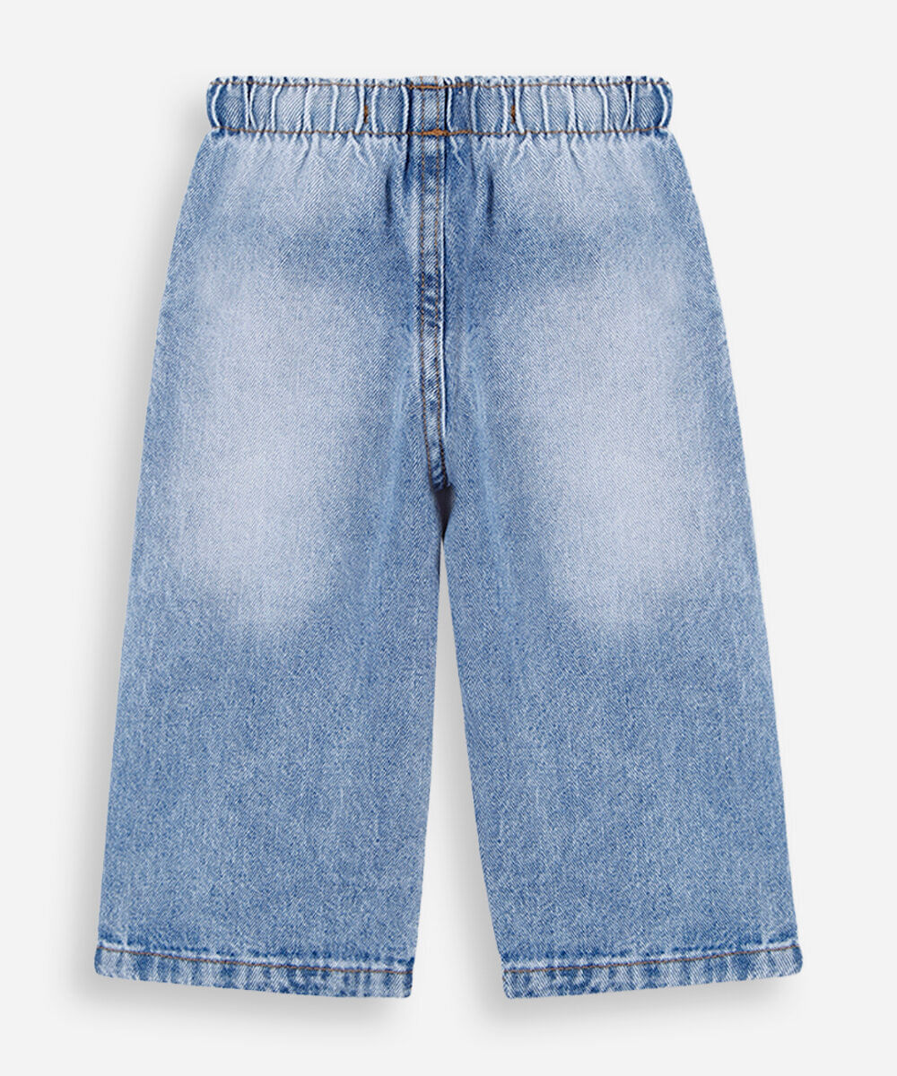 calça infantil jeans com bordado florzinha azul