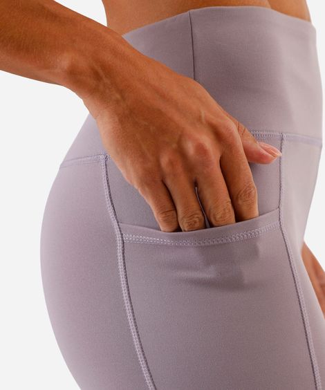 bermuda feminina esportiva com bolsos lilás